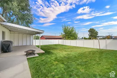 4821 S 2500 W, Roy, UT 84067 - Photo 25