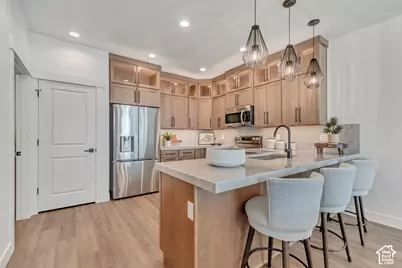 4889 W Bayard Ln S, West Jordan, UT 84081 - Photo 9