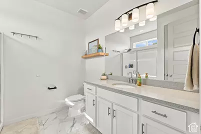 1427 W Ledgebrook Ln, Lindon, UT 84042 - Photo 11