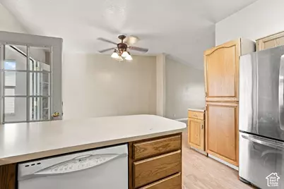 1177 N 200 W, Layton, UT 84041 - Photo 11