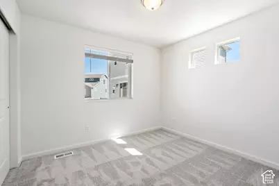 352 E Halls Creek Rd, Saratoga Springs, UT 84045 - Photo 15