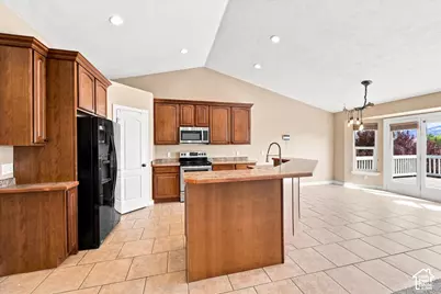 1396 S Lukas Ln, Saratoga Springs, UT 84045 - Photo 9