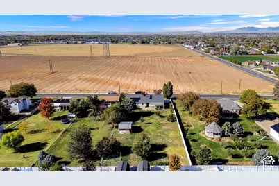 1226 N 1500 W, Clinton, UT 84015 - Photo 35