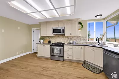 1226 N 1500 W, Clinton, UT 84015 - Photo 7