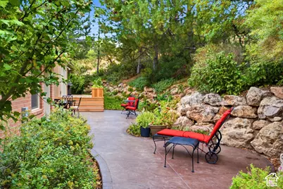 2957 E Lostwood Dr, Sandy, UT 84092 - Photo 59