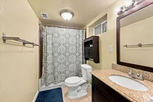 7856 S Pioneer St, Midvale, UT 84047 - Photo 17