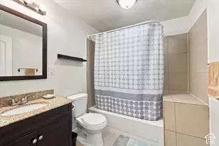 7856 S Pioneer St, Midvale, UT 84047 - Photo 15