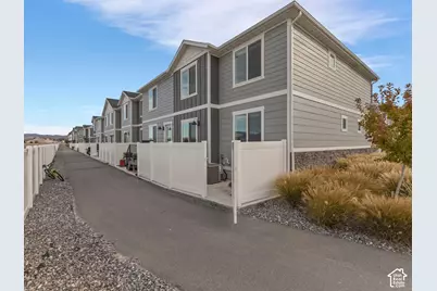 3881 N Aggie Dr E, Eagle Mountain, UT 84005 - Photo 21