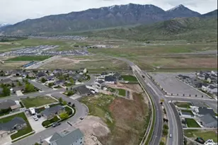 1367 W Cedar Pass Dr, Santaquin, UT 84655 - Photo 1