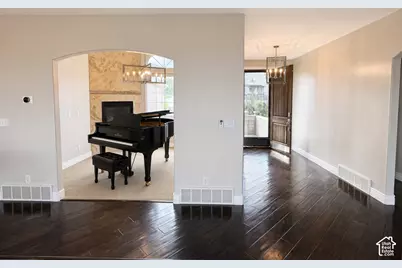 3334 Peregrine Trl, Saratoga Springs, UT 84045 - Photo 3