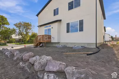6010 W Wilkins Way S #6, West Valley, UT 84128 - Photo 3
