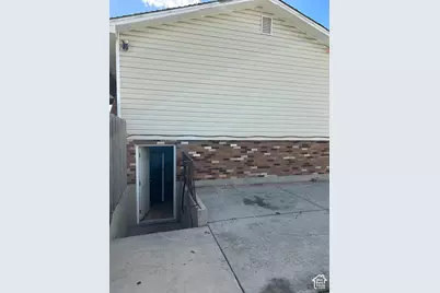 6915 S Georgia Dr, West Jordan, UT 84084 - Photo 23