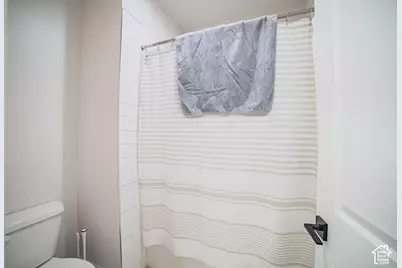 8033 S 615 E, Sandy, UT 84070 - Photo 23