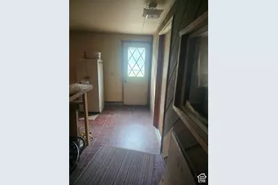 8671 S Tracy Dr, Sandy, UT 84093 - Photo 15