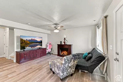 936 N Center St, Santaquin, UT 84655 - Photo 13