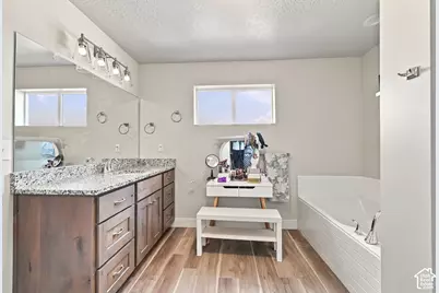936 N Center St, Santaquin, UT 84655 - Photo 23
