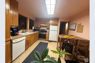289 E 4475 S, Washington Terrace, UT 84405 - Photo 17