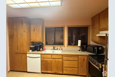 289 E 4475 S, Washington Terrace, UT 84405 - Photo 21