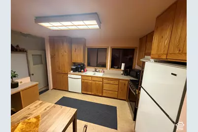 289 E 4475 S, Washington Terrace, UT 84405 - Photo 13