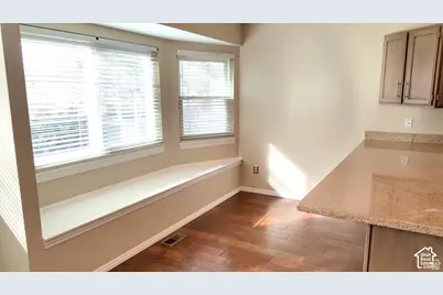 11976 S Hidden Rd E, Sandy, UT 84092 - Photo 9