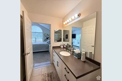 1085 E 470 N #B, Lehi, UT 84043 - Photo 15