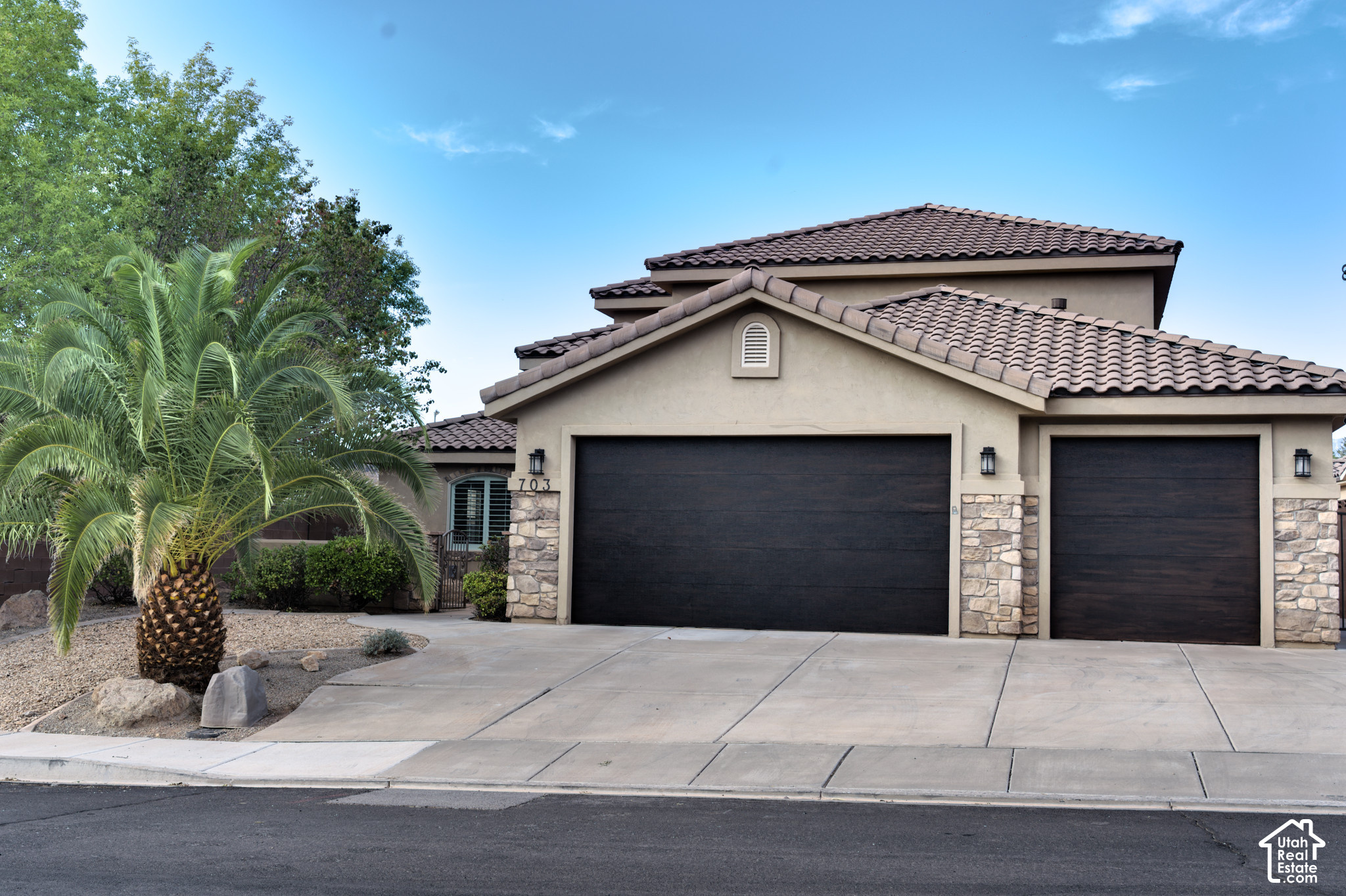 703 E Flag Stone Dr, Washington, UT 84780 - MLS 2192832 - Coldwell Banker