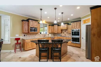 5984 W 11950 N, Highland, UT 84003 - Photo 11