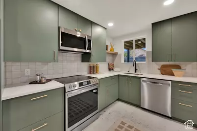 2268 E Roosevelt Ave, Salt Lake City, UT 84108 - Photo 31