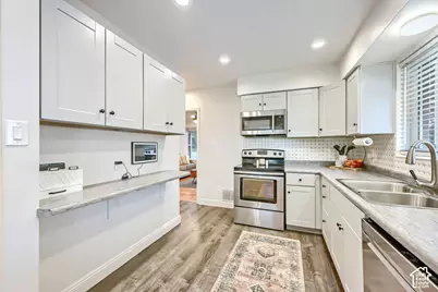 561 E 1200 N, Bountiful, UT 84010 - Photo 7