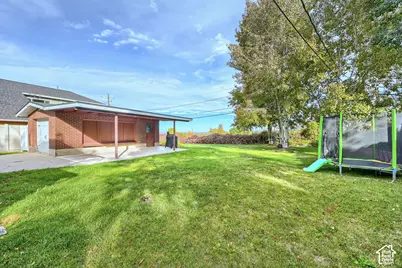 561 E 1200 N, Bountiful, UT 84010 - Photo 17