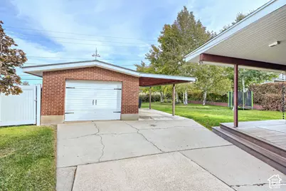 561 E 1200 N, Bountiful, UT 84010 - Photo 19
