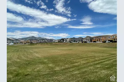 7654 S Clipper Hill Rd W, West Jordan, UT 84081 - Photo 33