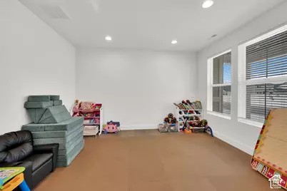 2493 W 2075 S, West Haven, UT 84401 - Photo 7