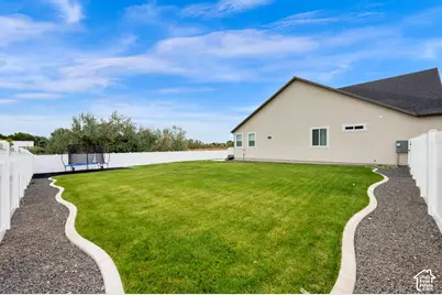 2493 W 2075 S, West Haven, UT 84401 - Photo 31