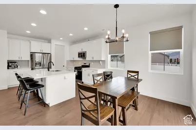 2493 W 2075 S, West Haven, UT 84401 - Photo 13