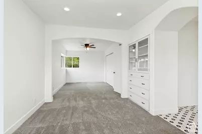 801 E Baker Dr, Midvale, UT 84047 - Photo 29