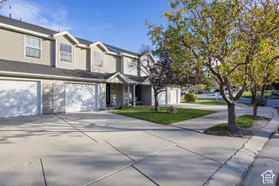 167 E Irisfield Dr, Draper, UT 84020 - Photo 3