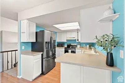 6857 S 3300 St W, West Jordan, UT 84084 - Photo 11