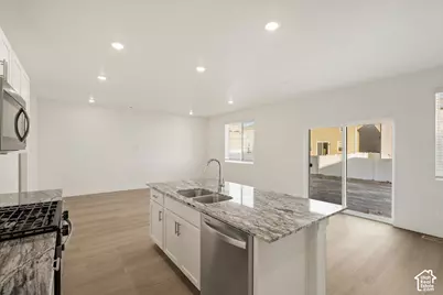 2484 N 1765 W #135, Clinton, UT 84015 - Photo 11