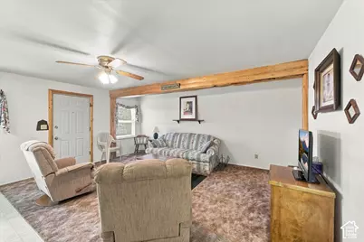 1095 W Acorn Ln, Midway, UT 84049 - Photo 11