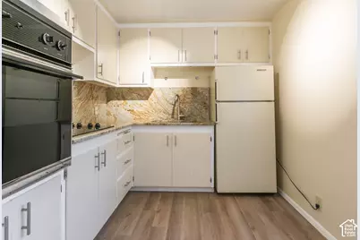 4793 S Holladay Blvd, Salt Lake City, UT 84109 - Photo 13