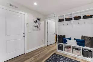 653 S 450 E, Clearfield, UT 84015 - Photo 9