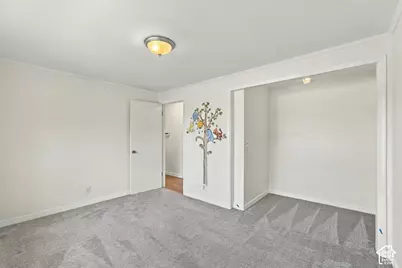 21 W 6830 S, Murray, UT 84107 - Photo 19