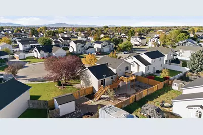 4106 W 4875 S, Roy, UT 84067 - Photo 35