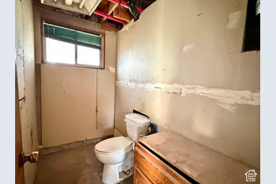 8688 S 3680 W, West Jordan, UT 84088 - Photo 17