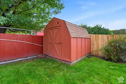 1519 N 400 W, Bountiful, UT 84010 - Photo 31