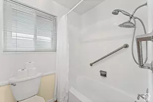 1233 E Center St, Springville, UT 84663 - Photo 17