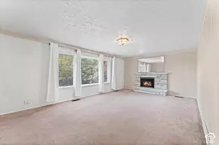 1233 E Center St, Springville, UT 84663 - Photo 5