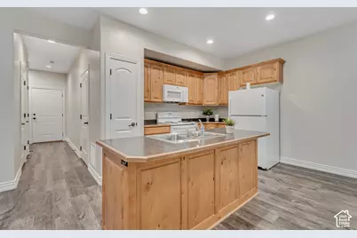 851 W 310 S, Pleasant Grove, UT 84062 - Photo 9