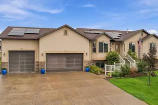 445 S Sunset Dr, Kaysville, UT 84037 - Photo 1